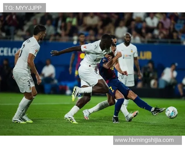 北京国安迎战巴塞罗那队展现中西足球文化的激情碰撞 北京国安迎战巴塞罗那队展现中西足球文化的激情碰撞